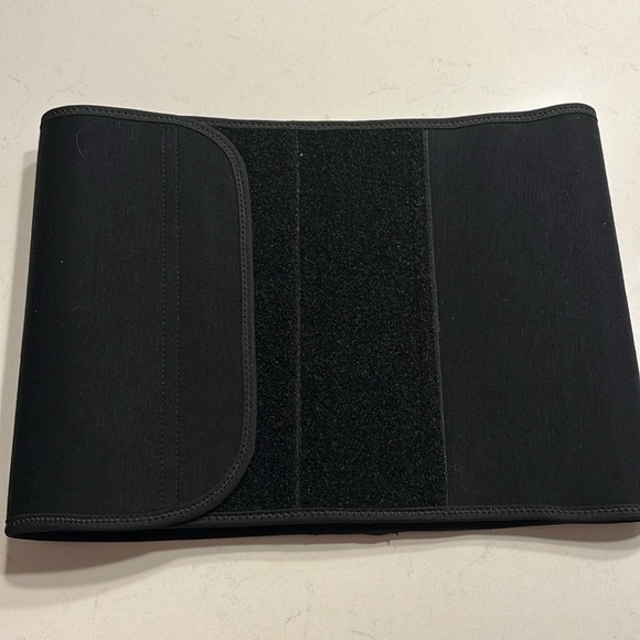 Belly Bandit Viscose from Bamboo Wrap - Soft for C-Section Recovery - Picture 4 of 4